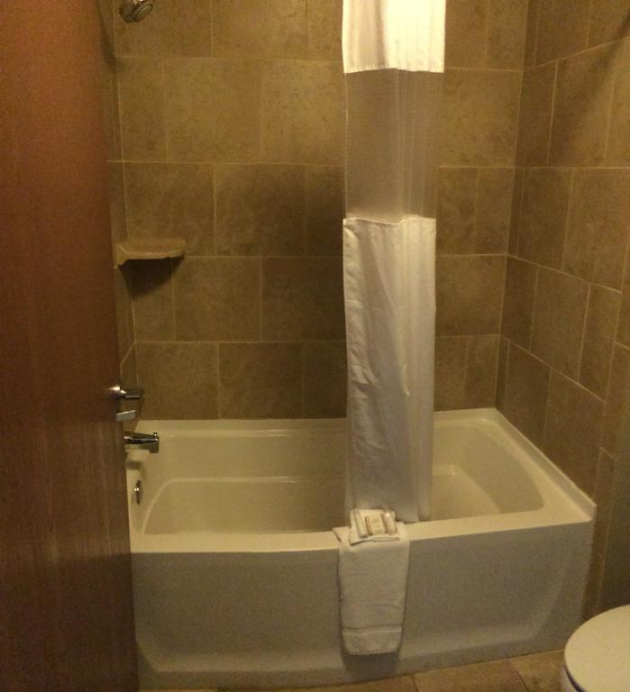 เบย์มอนต์ บาย วินด์แฮม ไมนอต Hotel ไมน็อท ภายนอก รูปภาพ